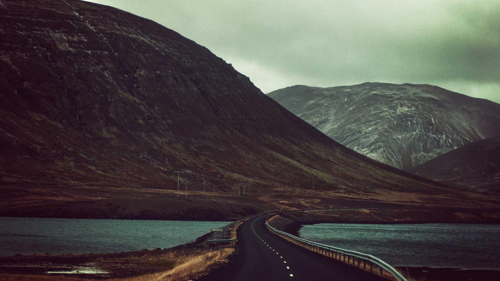 Nirmigo application dashboard showing project financials